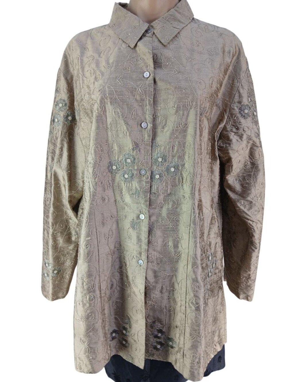 Chicos Design Floral Embroidered Button Shirt 100% Silk Beige Gold Size XL Shack